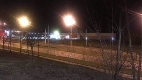 W czwartek wieczorem kolejka do Lidla przy ul. Jana Pawła II zaczyna się na przystanku