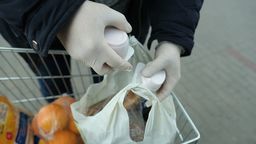 Awantura w sklepie w Lublinie. Mężczyzna nie chciał zasłonić twarzy, odpowie przed sądem