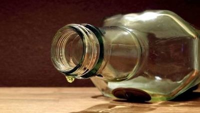 Poskarżył się na domowników. Sam dostał mandat 