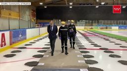 Lodowisko w Hiszpanii zamienione na kostnicę. "Chcemy, by rodziny zmarłych mogły możliwie szybko pochować ofiary"