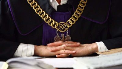 Do połowy w sądach odbywać się będą tylko najpilniejsze rozprawy 