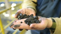 Górnicy i pracownicy ciepłowni mogą zostać skoszarowani w związku z epidemią. Czy będą? 