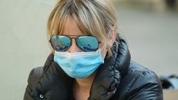 Od 16 kwietnia w miejscach publicznych będzie obowiązywał nakaz zakrywania ust i nosa