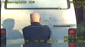 Patrol drogówki ze Świdnika zatrzymał busa. Duża niespodzianka w bagażniku