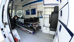 Nowe karetki dotarły do szpitala. Ambulanse kupiły Zakłady Azotowe i Browary Lubelskie