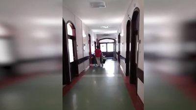 W hospicjach ludzie umierają po cichu i w samotności. Przez epidemię koronawirusa