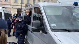 Przedsiębiorcy na manifestacji w Warszawie. Senator Jacek Bury: Zostałem zatrzymany