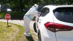 Mobilny punkt pobrań działa m.in. przy szpitalu wojewódzkim w Chełmie