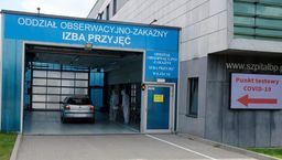 Przy bialskim szpitalu działa mobilny punkt testów na koronawirusa. Jest przeznaczony dla osób w kwarantannie