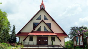 Proboszcz parafii w Pliszczynie: Osoba zakażona miała kontakt z trzema księżmi