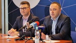 Paweł Bryda (po prawej) zrezygnował dzisiaj z funkcji członka zarządu Lubelskiego Parku Naukowo-Technologicznego