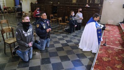 Lublin: Ostatnio tylko "pięciu żołnierzy Chrystusa", teraz w męskim różańcu wzięło udział więcej osób