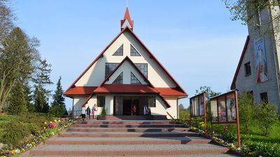 Ognisko koronawirusa w parafii pod Lublinem. Przyjmujący komunię powinni zgłosić się do sanepidu