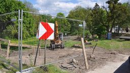 Trwają pracę nad kładką dla pieszych i rowerzystów w centrum Łęcznej