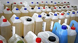 Kontrabandę przerobili na płyn do dezynfekcji. Trafił do lubelskich szpitali