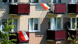 2 maja, Dzień Flagi Rzeczypospolitej Polskiej. Polskie flagi na ulicach Lublina i Świdnika