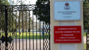 Zwiedzanie w maseczkach i jednostronnie. W Muzeum Czartoryskich w Puławach trwają przygotowania