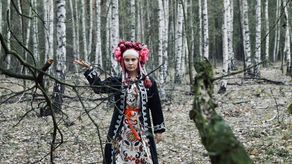 "Królowa lasu". Solowy debiut folkowej artystki Joanny Lacher