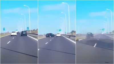 Skandaliczne zachowanie kierowcy na drodze pod Lublinem. Drugie auto wylądowało na barierkach [wideo]