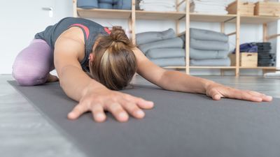 Uczniowie mieli za zadanie wysłać film jak ćwiczą. Rodzice oburzeni, kuratorium upomina