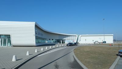 Marszałek ostro o prezesie lotniska "Najważniejsze, by portem kierowała osoba, która ma plan i wizję"