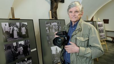 Papież w obiektywie Jacka Mirosława. Wystawa przy ul. Królewskiej