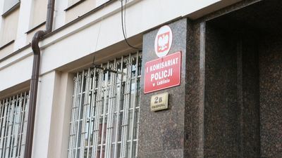 Włamywał się do samochodów w centrum Lublina. Jego łupem padły nawigacja, kamerka, a nawet pasta do zębów