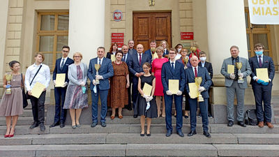 Rekordzista dostanie 4 500 zł. Które szkoły w Lublinie wykształciły najwięcej laureatów konkursów?