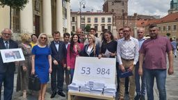 Wybory 2020. Lubelscy politycy KO uzbierali ponad 50 tys. podpisów dla Rafała Trzaskowskiego