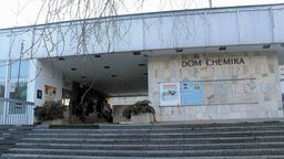 Według Stowarzyszenia Puławianie to zabytek okresu modernizmu, który warto ocalić. Zdaniem władz miasta trzeba go zburzyć 