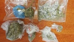 Wyrzucił butelkę przez okno. Ale przed sądem odpowie za to, co stało się później