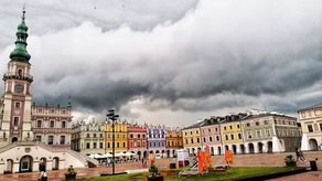Sobotnie niebo nad Zamościem.