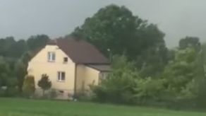 Trąba powietrzna w Kaniowie [wideo]