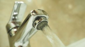 Chełmska kranówka będzie sprzedawana w butelkach. Jako „Woda Króla Daniela”