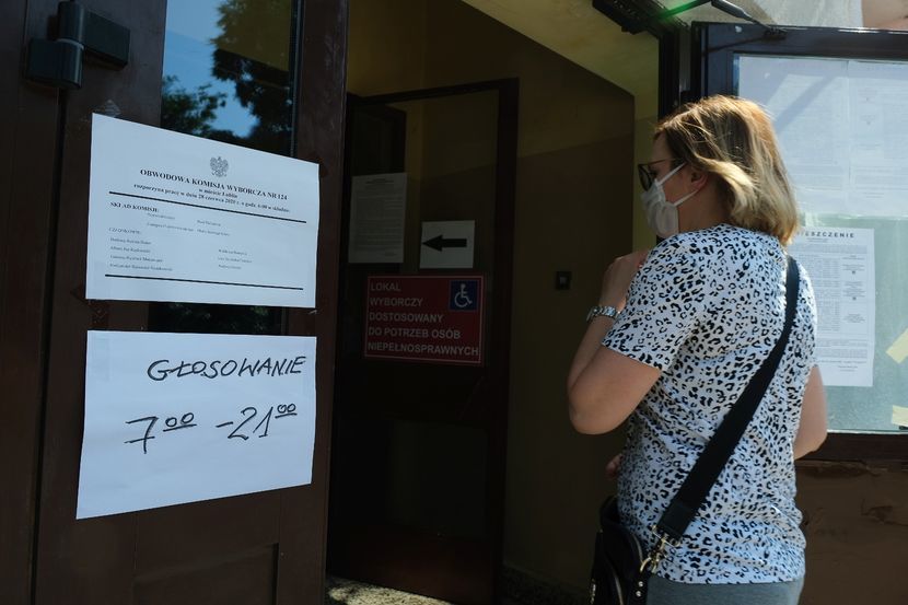Głosowanie w pierwszej turze wyborów prezydenckich w Lublinie