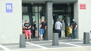 Urząd Miasta tłumaczy, że osobista obsługa interesantów jest ograniczona ze względu na trwającą epidemię
