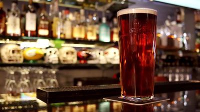 Klient kupi piwo w pubie tylko po podaniu nazwiska i danych kontaktowych