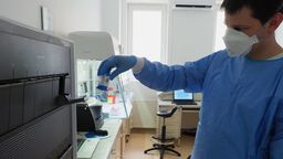 Lubelski sanepid dostał sprzęt za milion złotych. Badanie zakażenia koronawirusem będzie krótsze