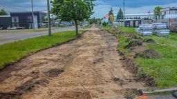 Obecnie, powstaje m.in. ścieżka wzdłuż ulicy Sidorskiej