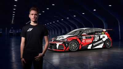 Szymon Ładniak zbiera cenne doświadczenie w SimRacingowej serii TCR Eastern Europe