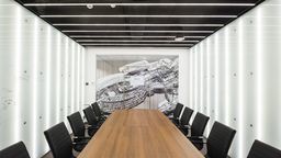 Zalety pracy w IT. Praca zdalna, wysokie zarobki i inne profity.