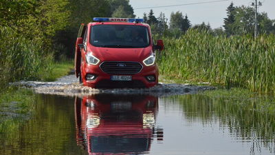 Zalana droga w Dratowie