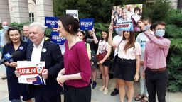 Konferencja prasowa polityków Lewicy w Lublinie. Na pierwszym planie od lewej: Monika Pawłowska, Jacek Czerniak i Magdalena Długosz