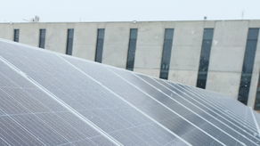 Inwestycja we własne mikroźródło energii nie wymaga angażowania kapitału obrotowego przedsiębiorstwa