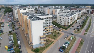 Elewacja domu jak nowa. Pozbywamy się zabrudzeń