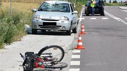Lubelskie: Pijany rowerzysta wjechał pod nadjeżdżające auto. Zmarł w szpitalu