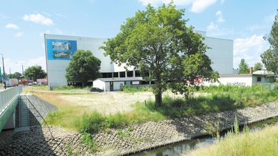 Między centrum handlowym Gala a Czerniejówką planiści chcą umożliwić budowę bloków mieszkalnych