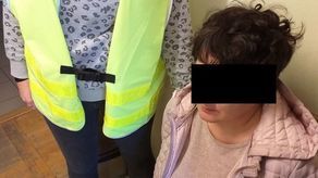 Monika S. po zatrzymaniu przez policjantów. 