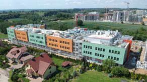 Budowa obiektu łączącego funkcje podstawówki, przedszkola i ośrodka kultury będzie kosztować miasto prawie 75 mln zł