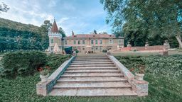 Pałac i park mają być azylem dla osób ceniących sobie kameralność, dla których ważny jest spokój i intymność